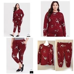 NWT/NWOT Torrid Size 1 Jogger Set